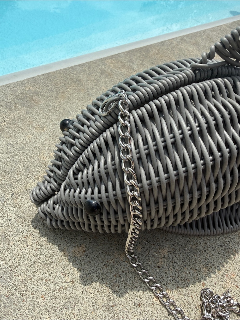 New Tommy Bahama Dolphin Woven Crossbody Bag in Charcoal Gray - Picture 10 of 15